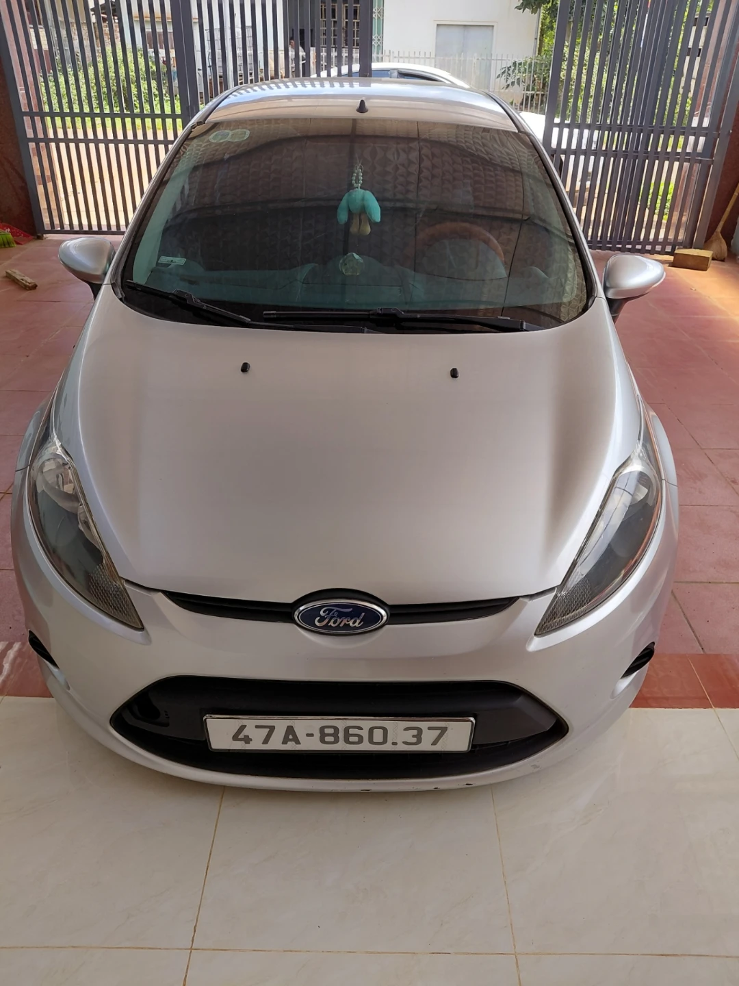 ford fiesta 1.6 std 2011