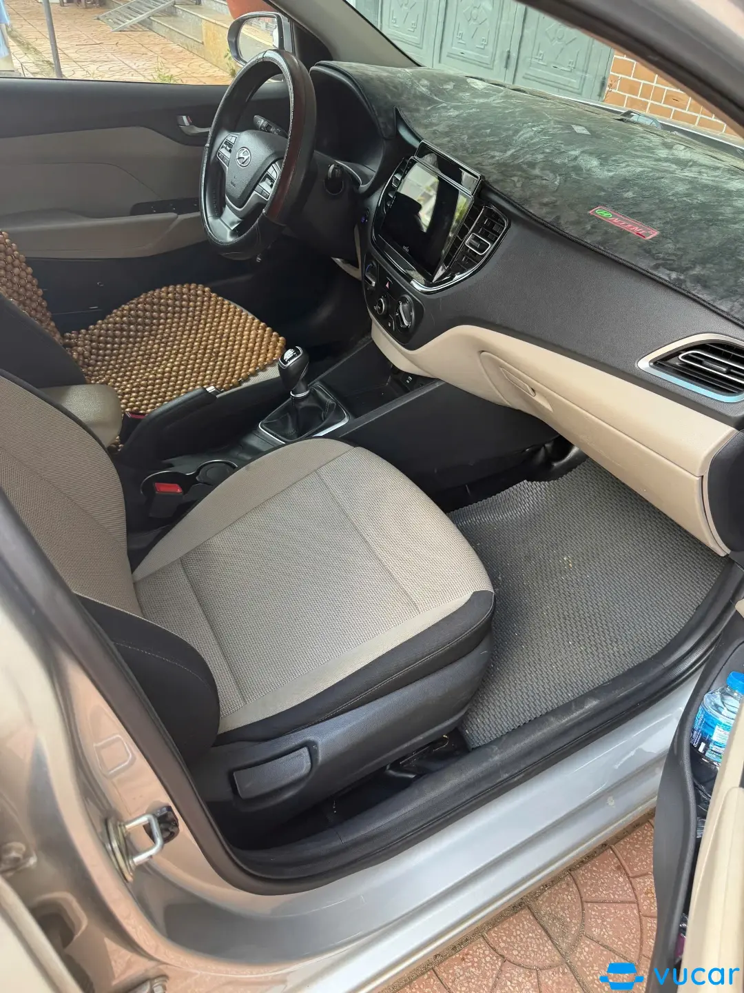 Hyundai Accent 1.4 MT 2021 - Nội thất 1