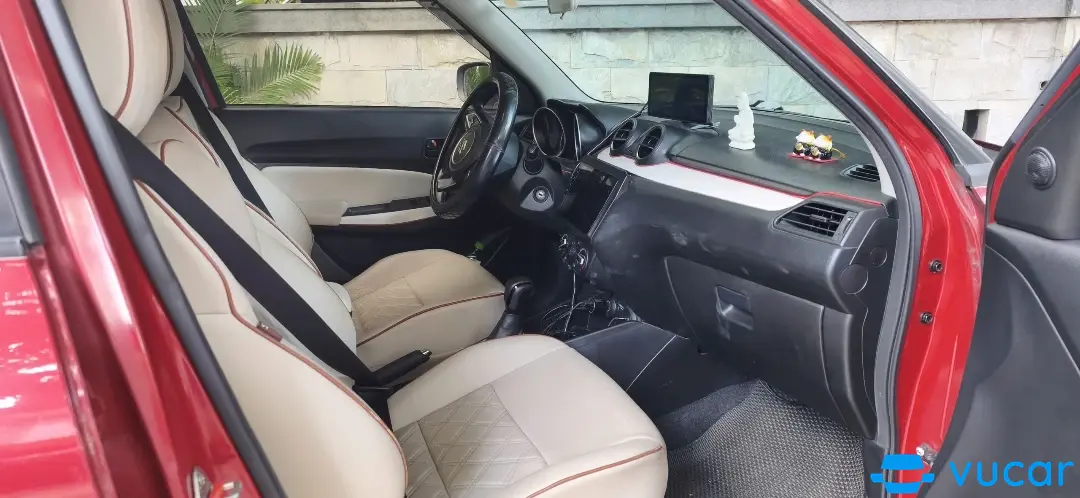 Suzuki Swift GL 1.2 AT 2018 - Nội thất 3