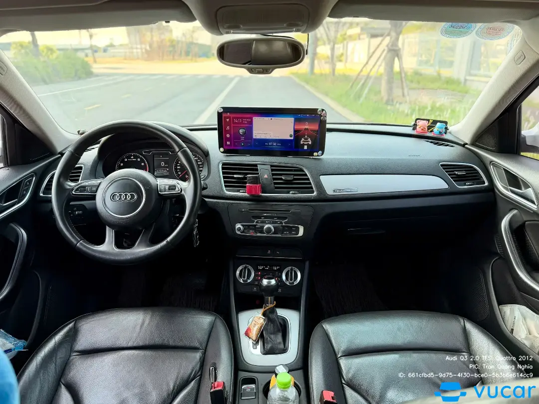 Audi Q3 2.0 TFSI Quattro 2012 - Nội thất 4