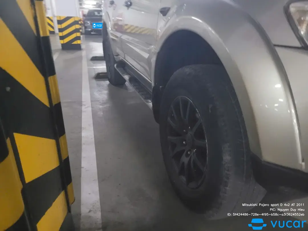 Mitsubishi Pajero sport D 4x2 AT 2011 - Ngoại thất 6