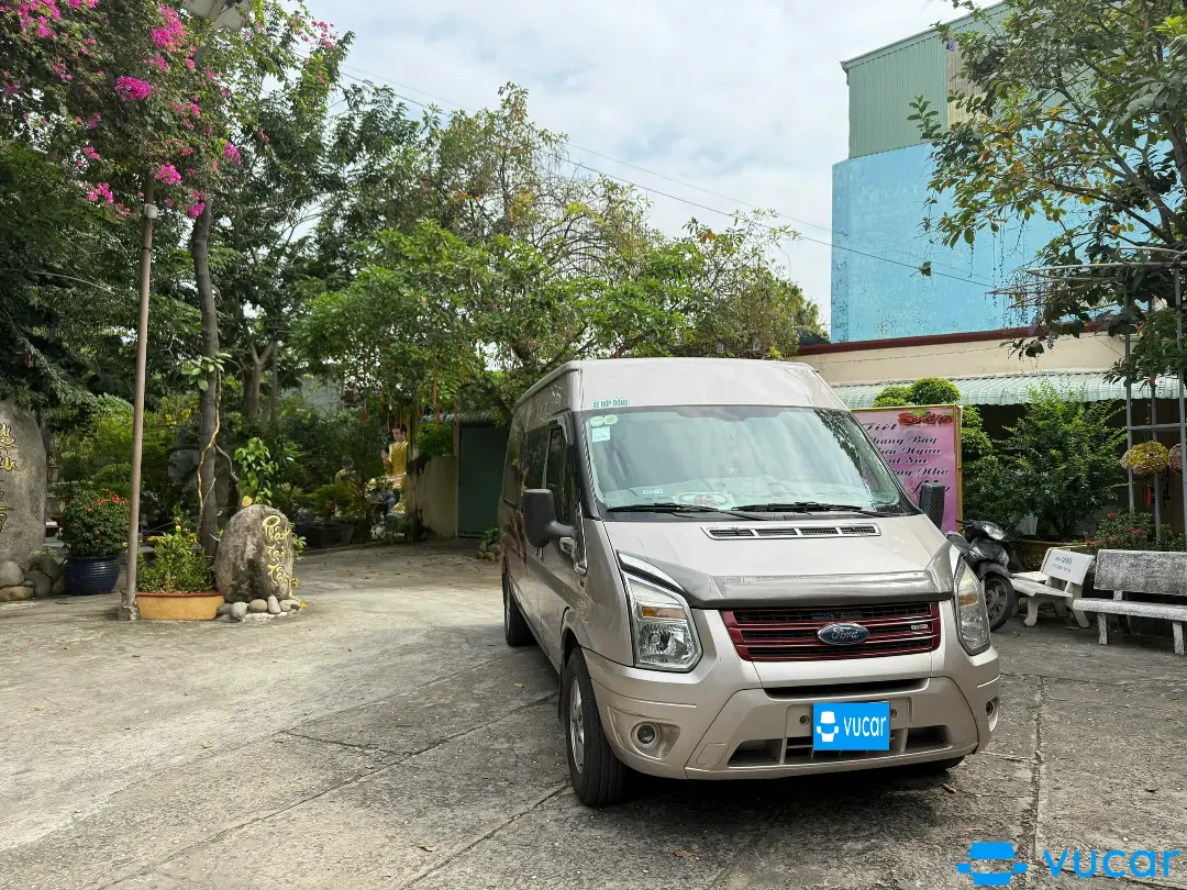 Ford transit 2018 - Ngoại thất 4