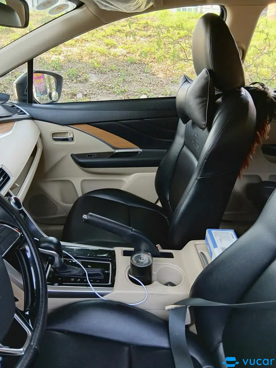 Mitsubishi Xpander 1.5 AT 2019 - Nội thất 3