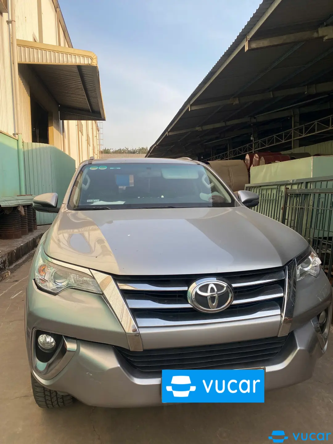 Ảnh xe Toyota Fortuner 2.7V 4x2 AT 2019