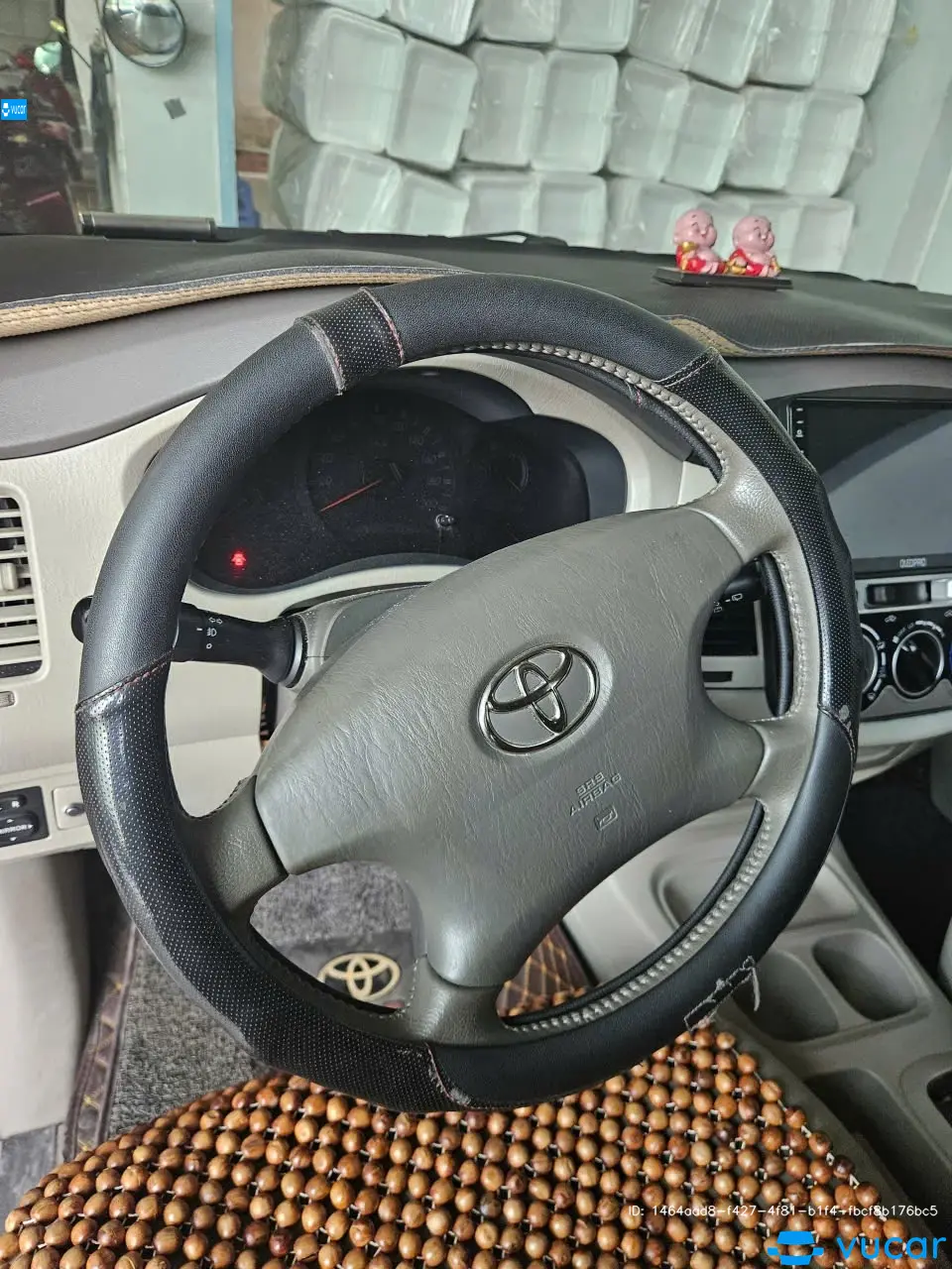 Toyota Innova V 2010 - Nội thất 5