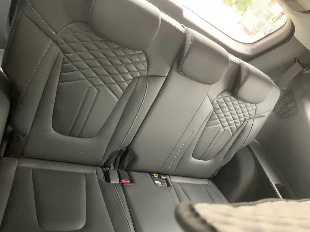 Hyundai Custin Cao Cấp 2.0T 2023 - Nội thất 4