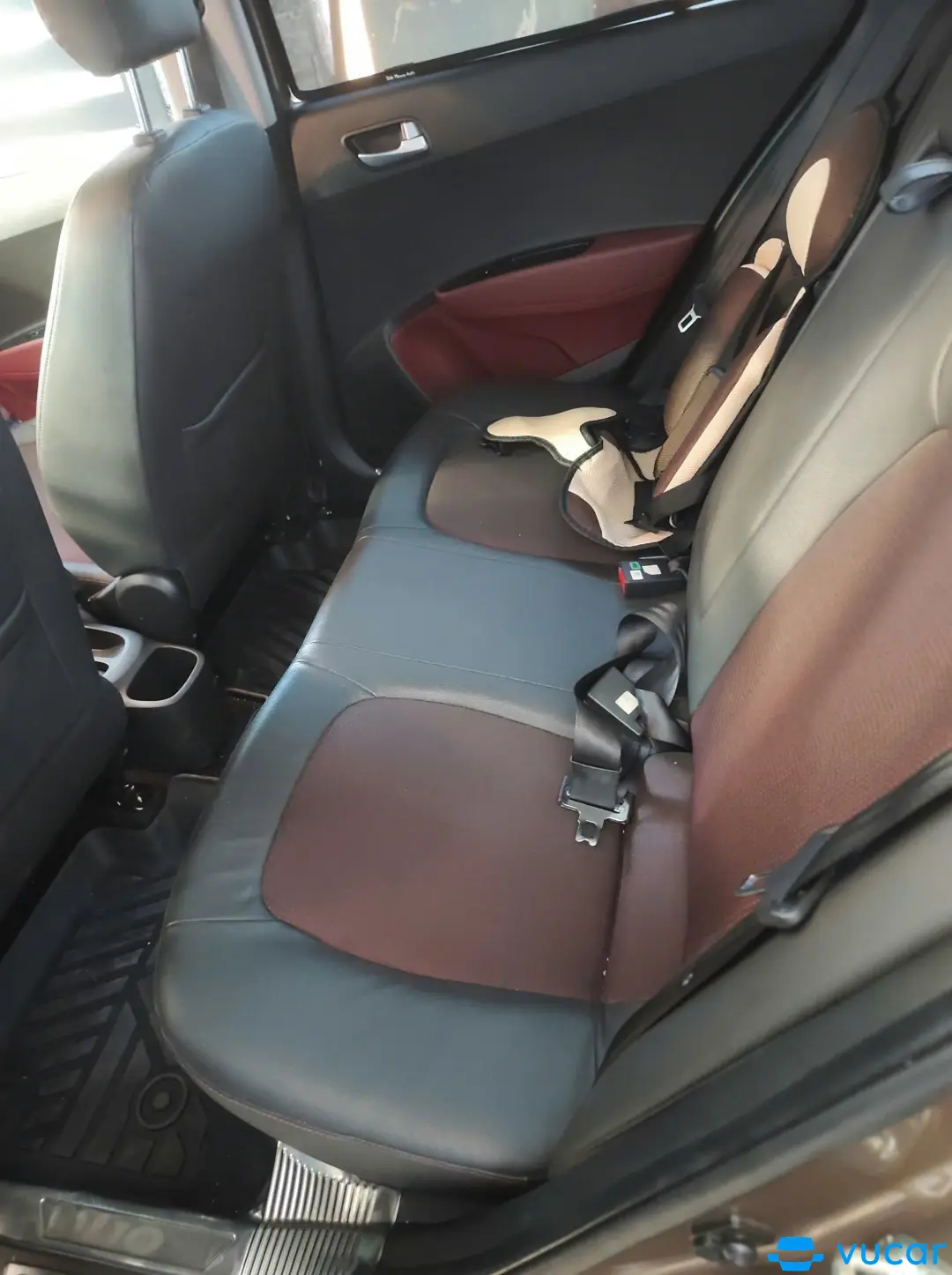 Hyundai Grand i10 Sedan AT 2020 - Nội thất 1
