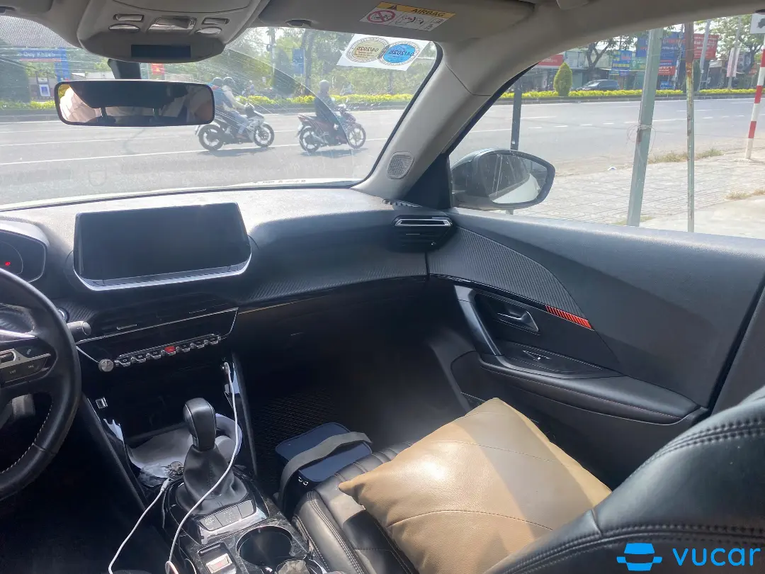 Peugeot 2008 active 2021 - Nội thất 3