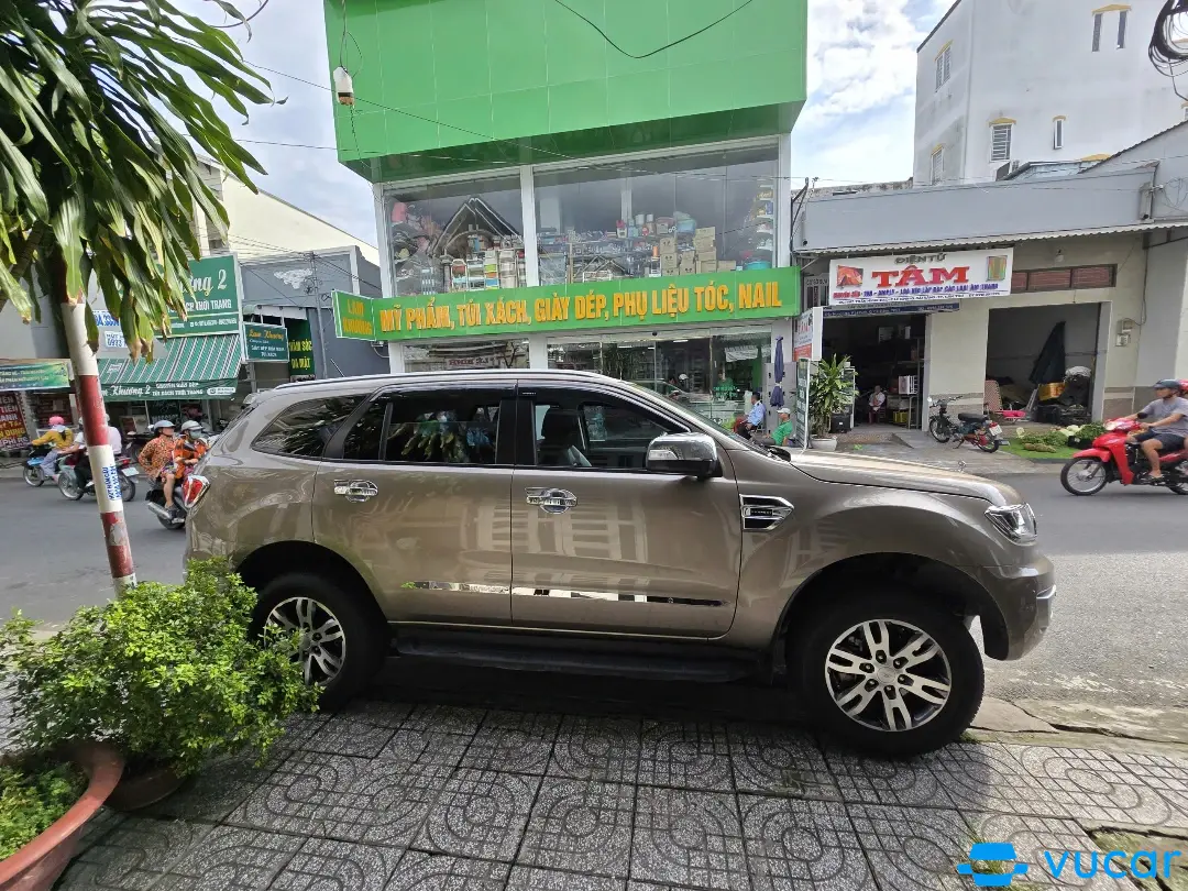 Ford Everest Trend 2.0L 4x2 AT 2020 - Ngoại thất 7