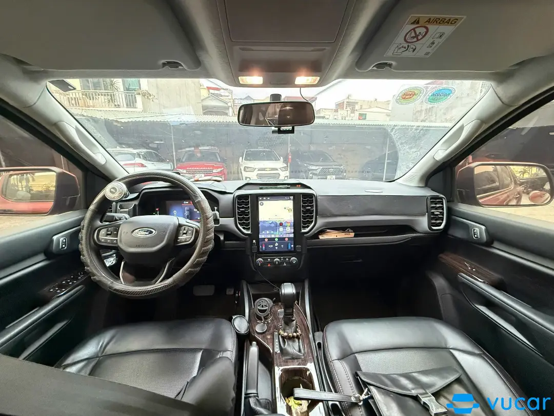 Ford Ranger XLS 2x4 2024 - Nội thất 1