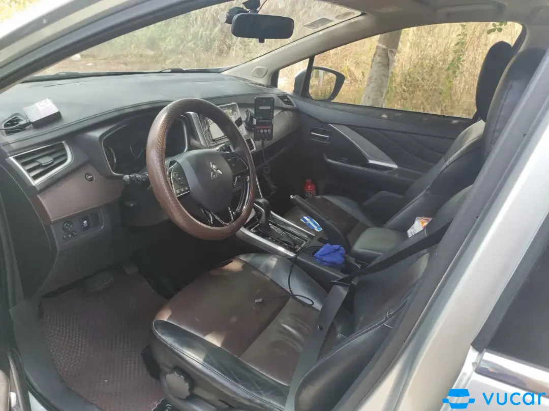 Mitsubishi Xpander 2020 Cross 1.5 AT - Nội thất 3