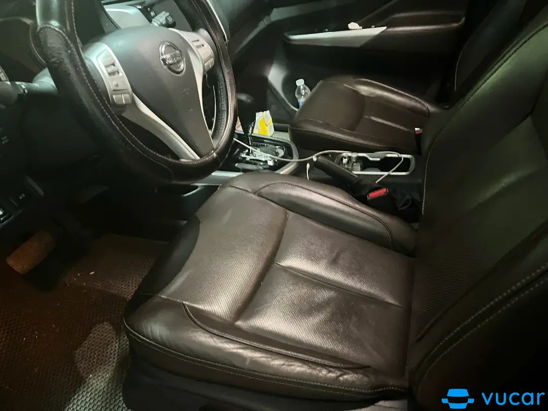 Nissan Terra V 2.5 AT 4WD 2019 - Nội thất 9