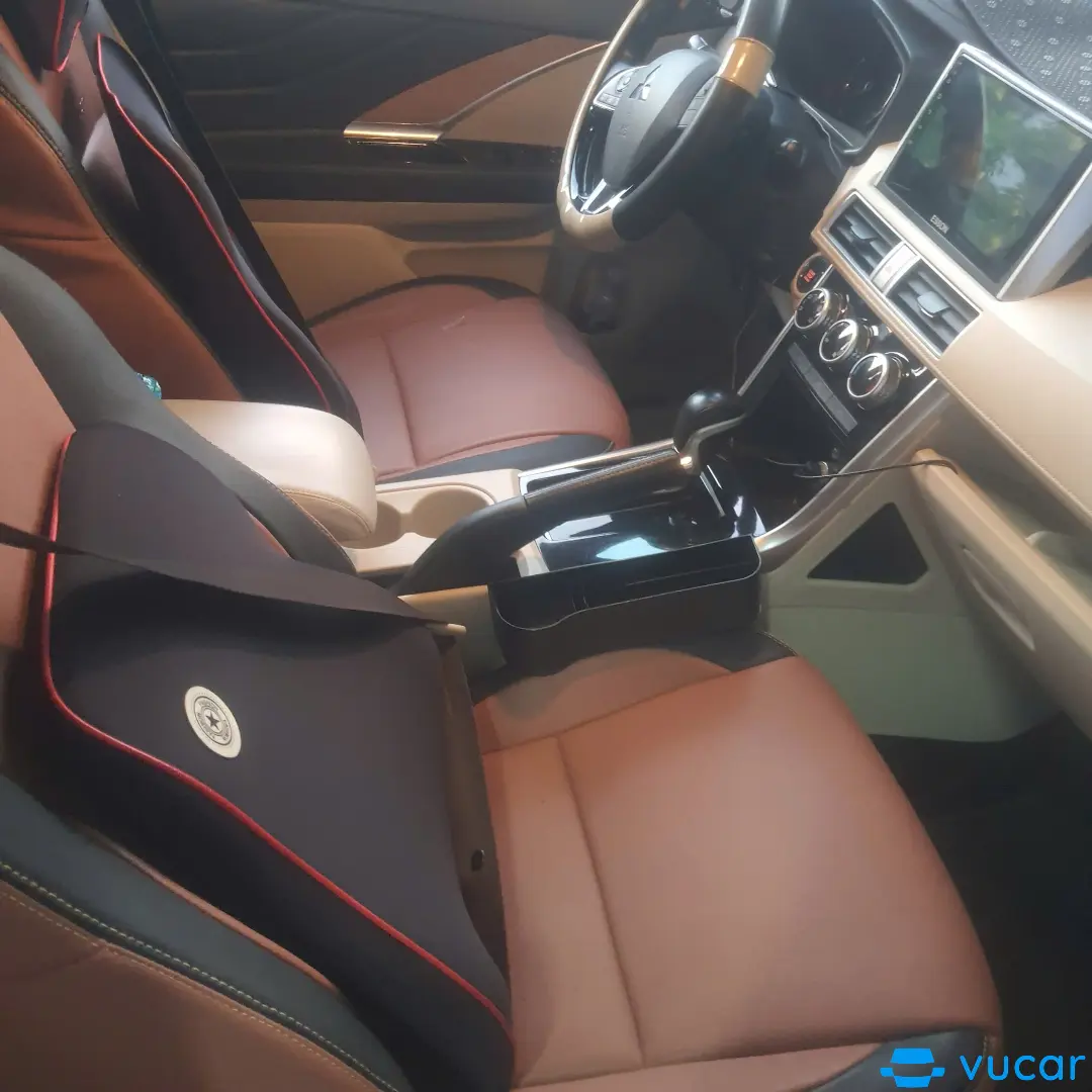 Mitsubishi Xpander 1.5 AT 2019 - Nội thất 2
