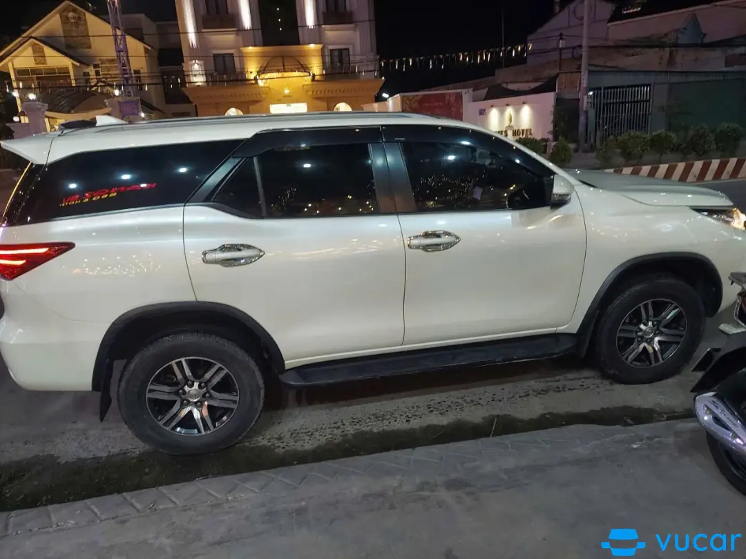 Ảnh xe Toyota Fortuner 2.4G 4x2 MT 2018