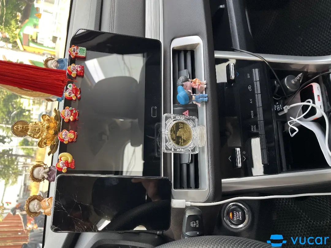 Kia Soluto 1.4 AT Deluxe 2020 - Nội thất 11