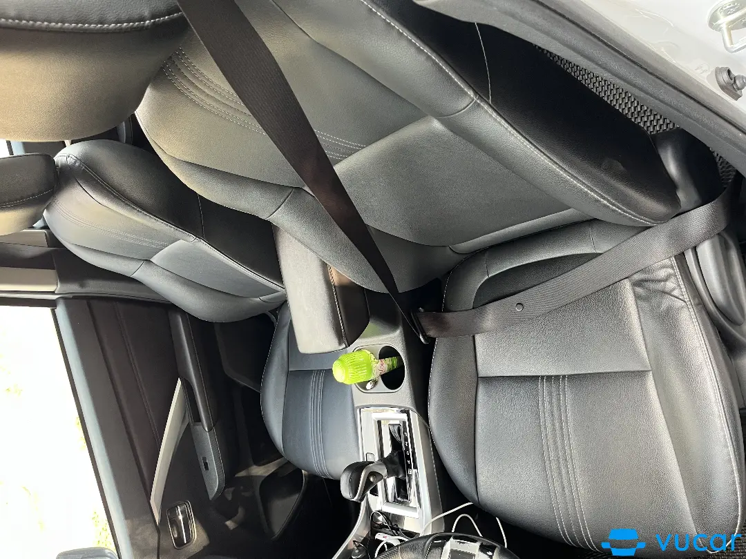 Kia Soluto 1.4 AT Deluxe 2020 - Nội thất 12