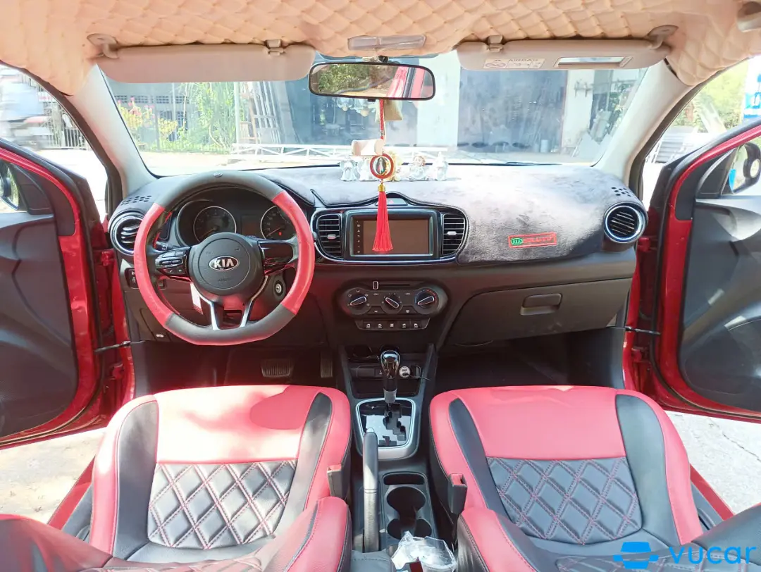 Kia Soluto 1.4 AT Deluxe 2020 - Nội thất 3