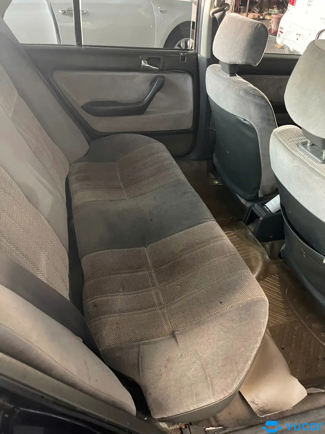 Honda Accord 2.2 MT 1993 - Nội thất 3