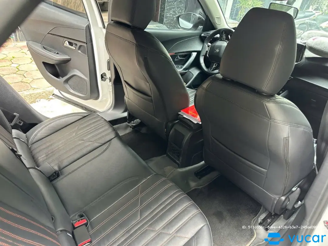 Peugeot 2008 Active 1.2 AT 2022 - Nội thất 2