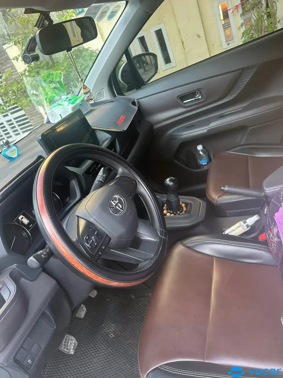 Toyota Avanza Premio 1.5 MT 2024 - Nội thất 2