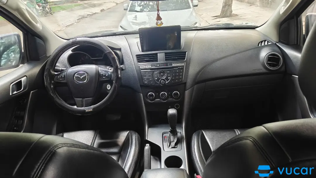 Mazda Bt50 3.2L 4x4 AT 2017 - Nội thất 2