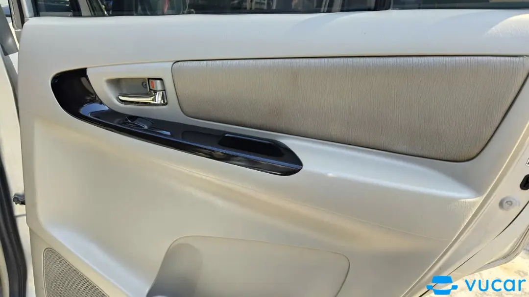 Toyota Innova  2016 - Ngoại thất 6