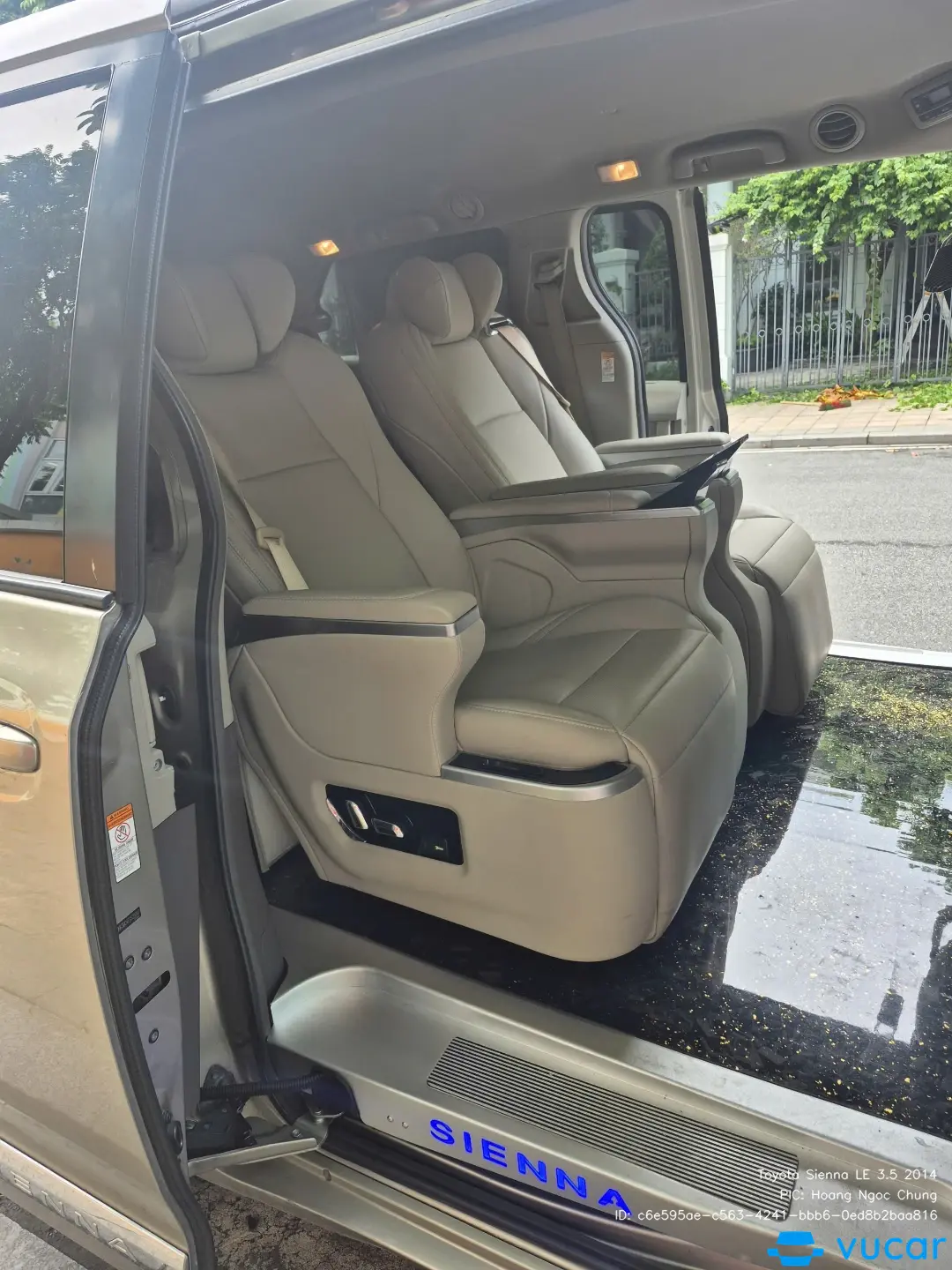 Toyota Sienna LE 3.5 2014 - Nội thất 22