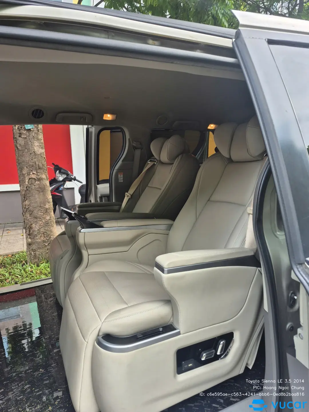Toyota Sienna LE 3.5 2014 - Nội thất 25