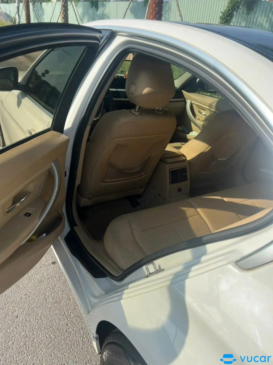 BMW 320i 2016 - Nội thất 1