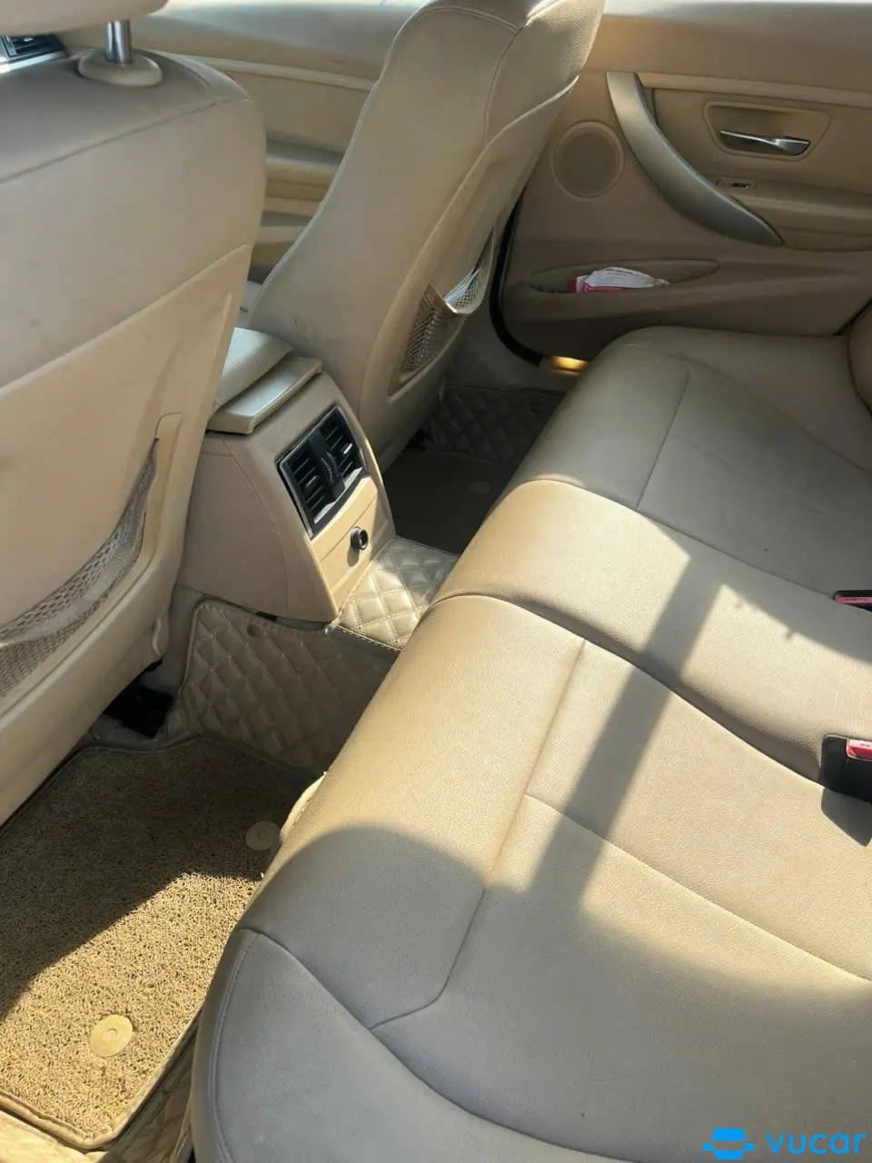 BMW 320i 2016 - Nội thất 2