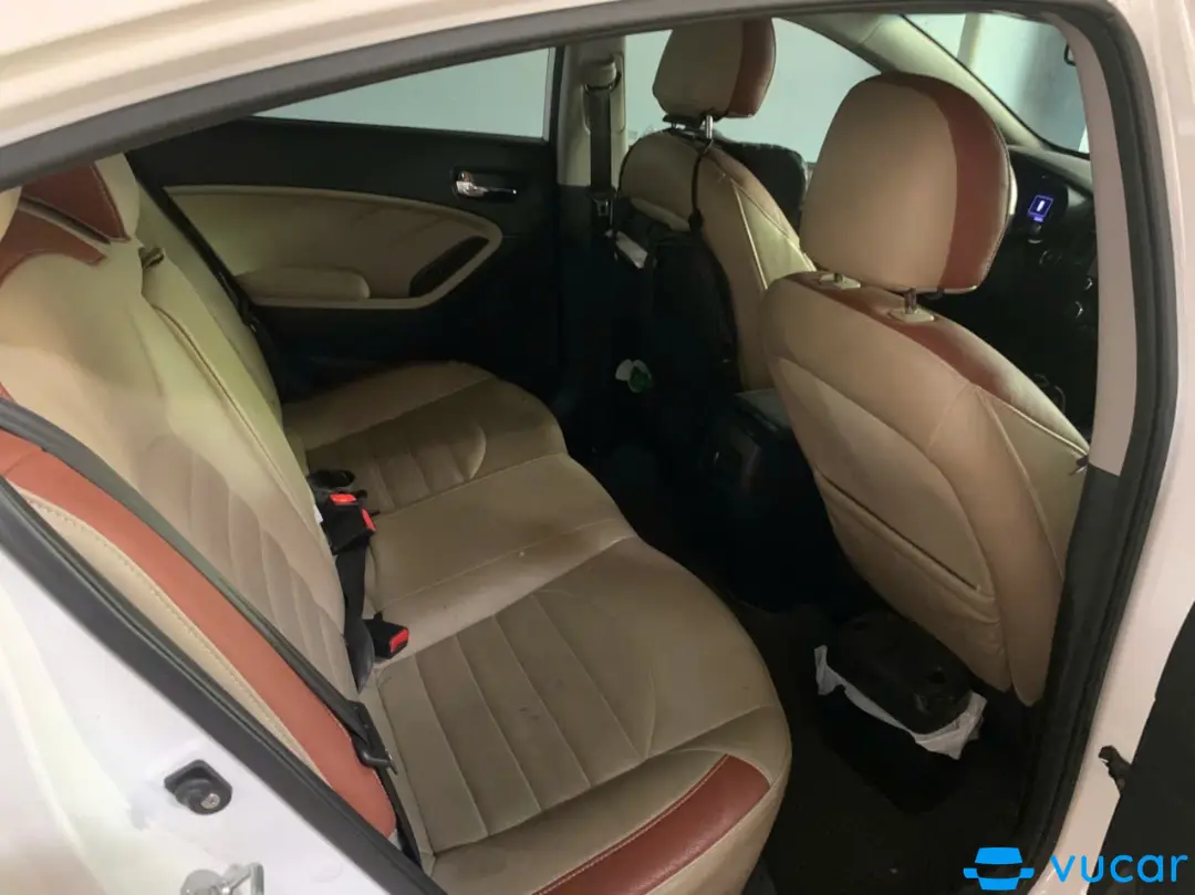 kia Cerato 1.5AT 2018 - Nội thất 2