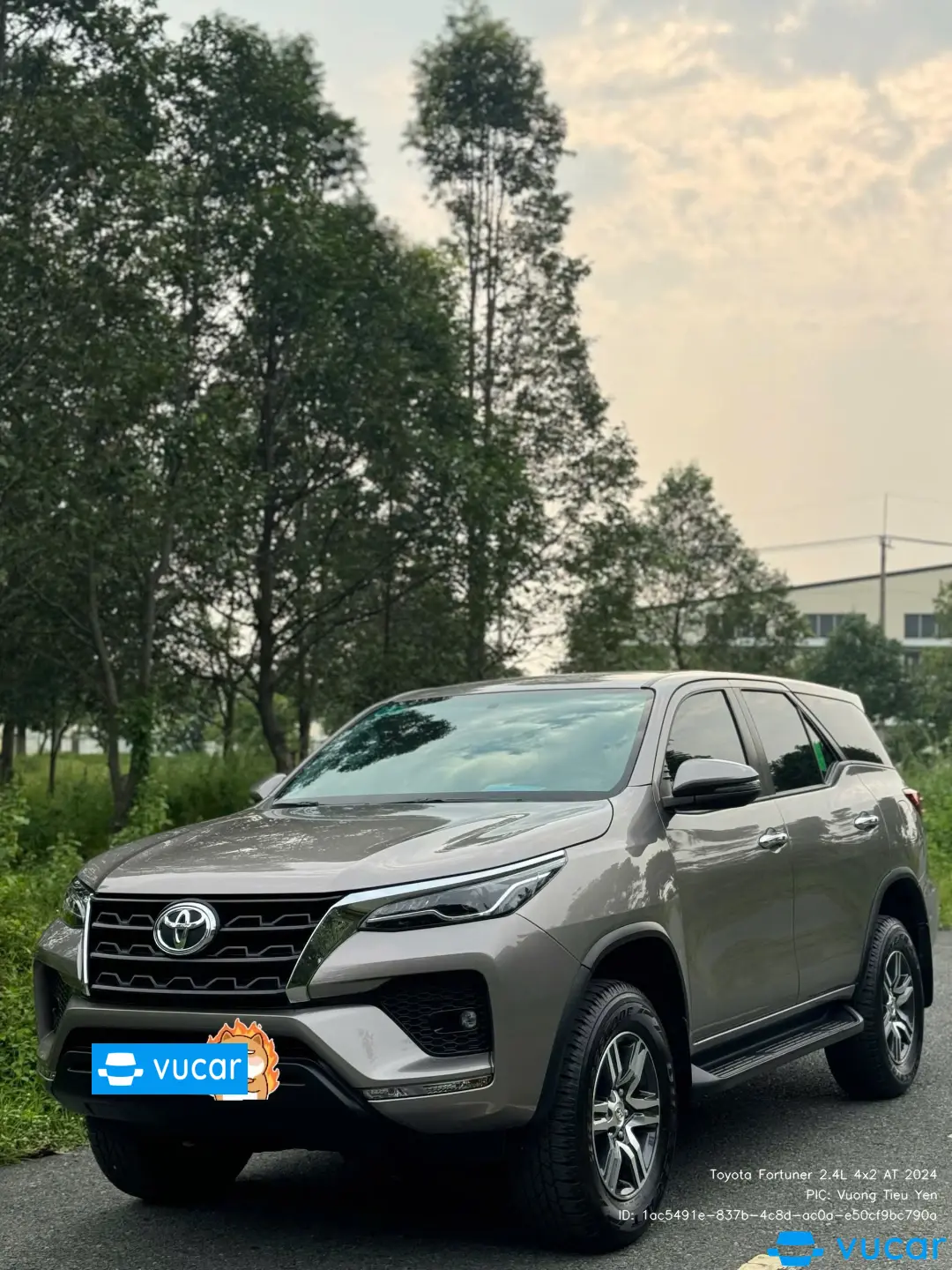 Ảnh xe Toyota Fortuner 2.4L 4x2 AT 2024 - ảnh 3