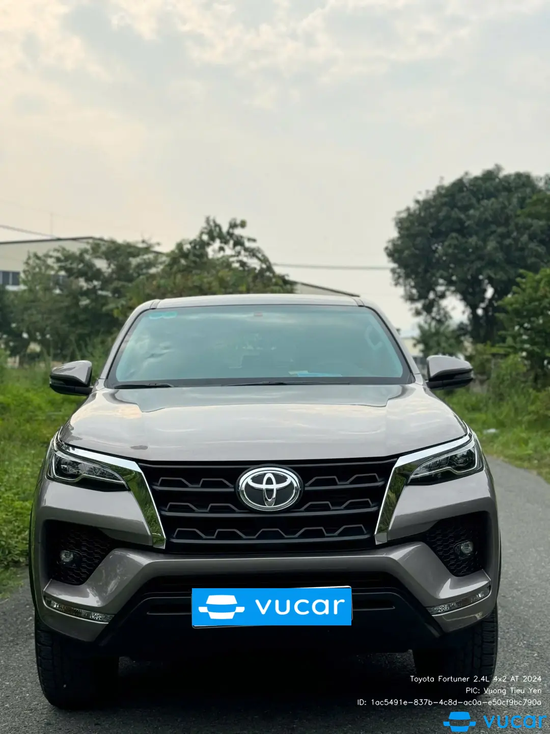 Ảnh xe Toyota Fortuner 2.4L 4x2 AT 2024 - ảnh 4