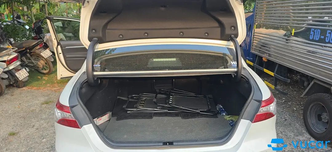 Toyota Camry 2.5Q 2021 - Ngoại thất 8