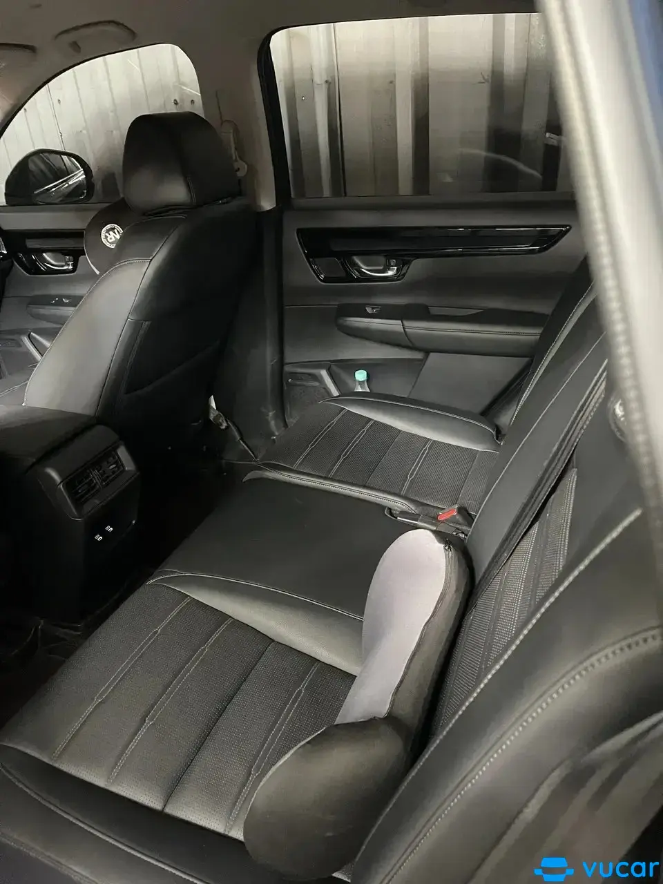 Toyota Innova Cross HEV 2.0 CVT 2024 - Nội thất 3