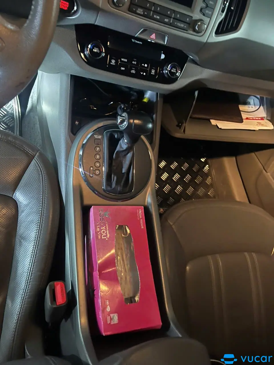 Kia Sportage 2.0 AT 2011 - Nội thất 3