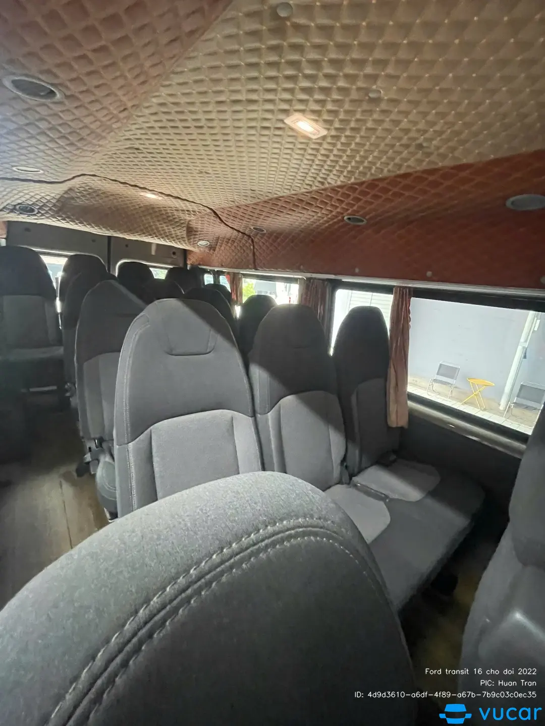 Ford transit 16 chổ doi 2022 - Nội thất 5