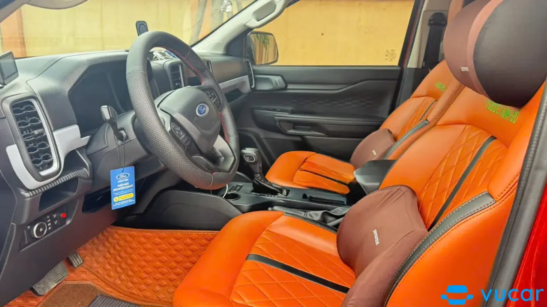 Ford Ranger XLS 4x2 AT 2023 - Nội thất 1
