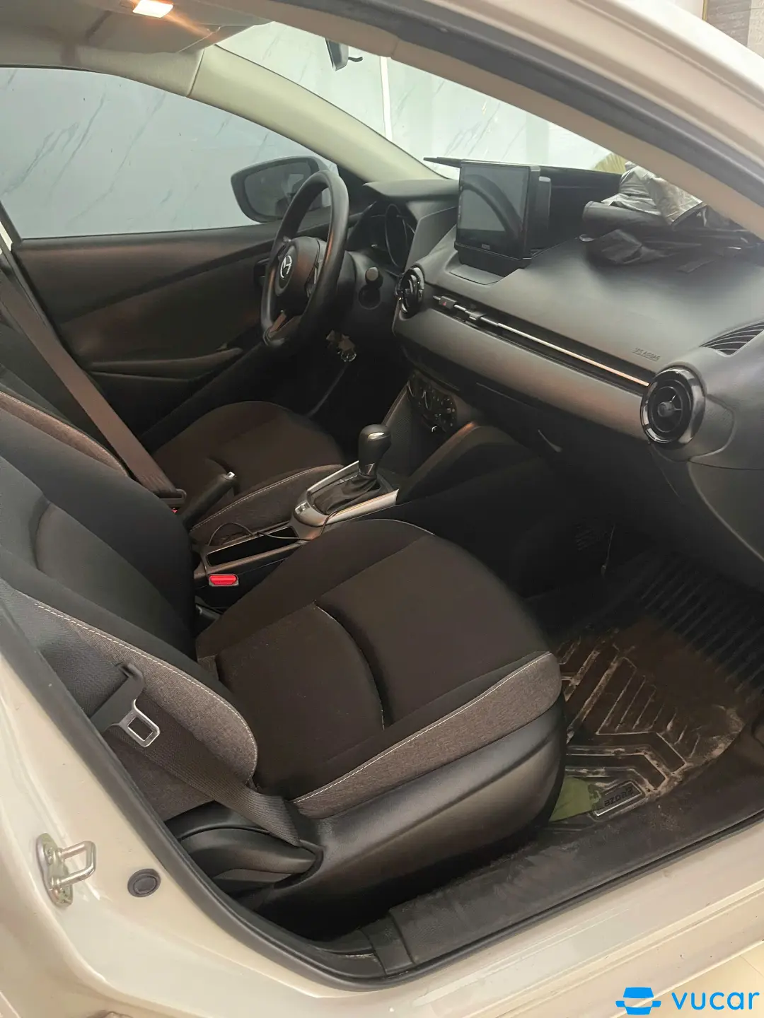 Mazda 2 AT 2024  - Nội thất 2