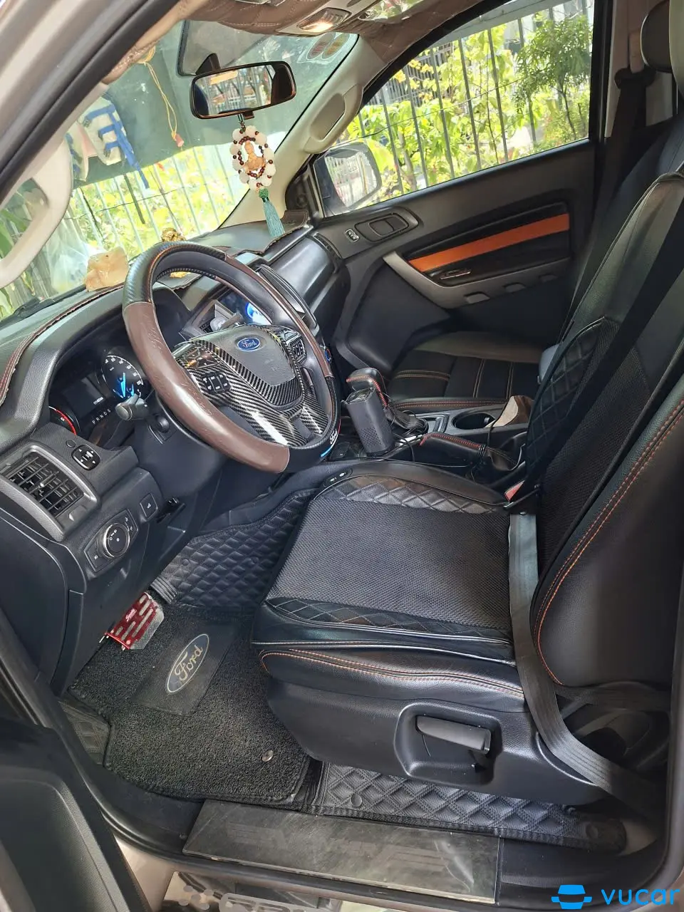 Ford Ranger 2019 - Nội thất 2