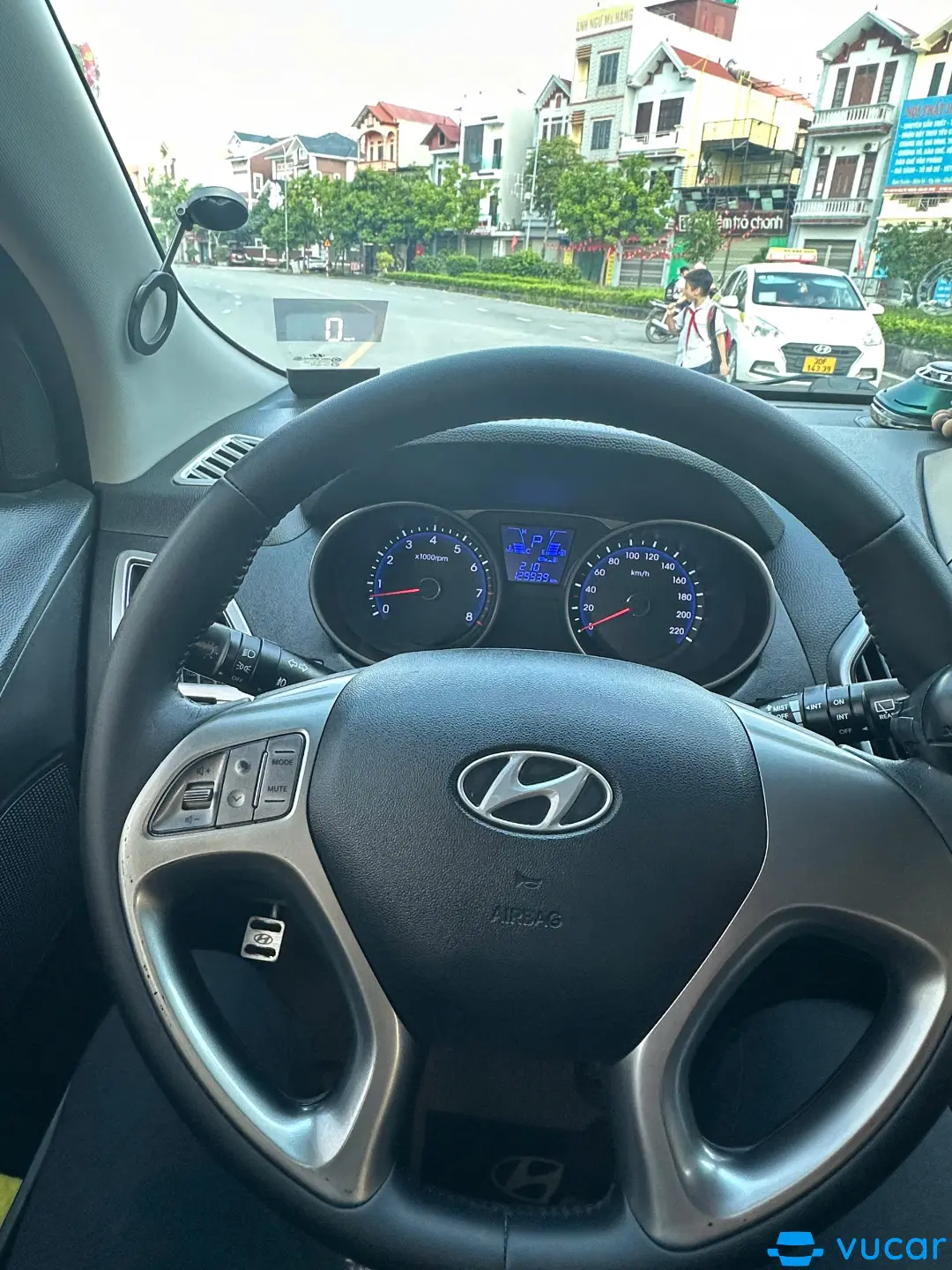 Hyundai Tucson 2.0 AT 2016 - Nội thất 3