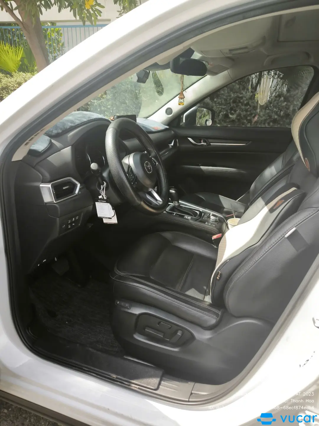 Mazda CX5 Premium 2.0 AT 2023 - Nội thất 9
