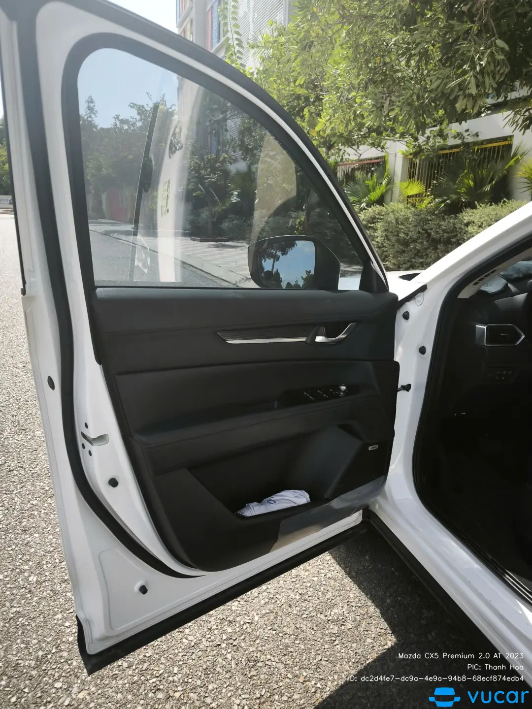Mazda CX5 Premium 2.0 AT 2023 - Nội thất 10