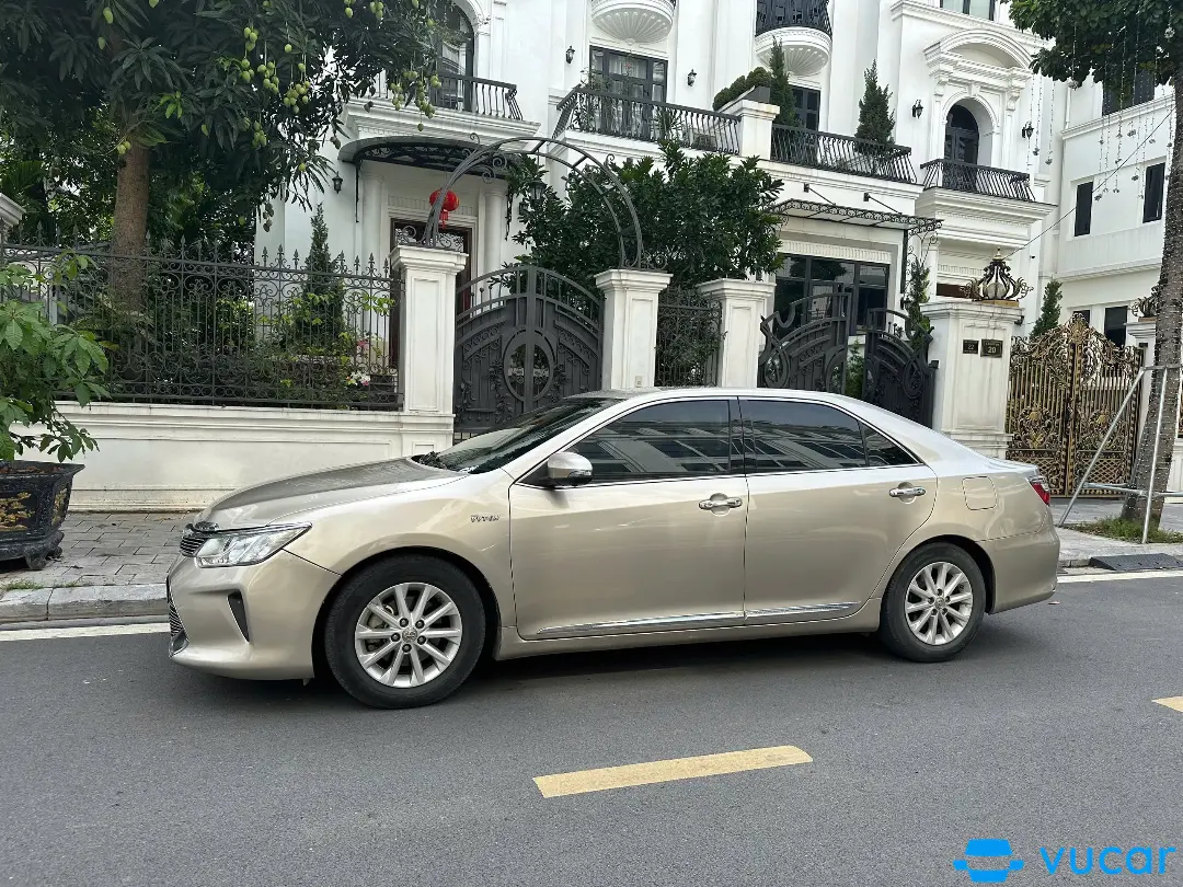 Toyota Camry 2.0 2015 - Ngoại thất 13