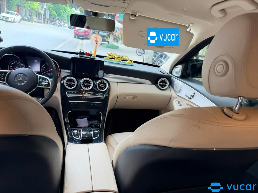 Mercedes C class C180 AMG 2021 - Nội thất 3