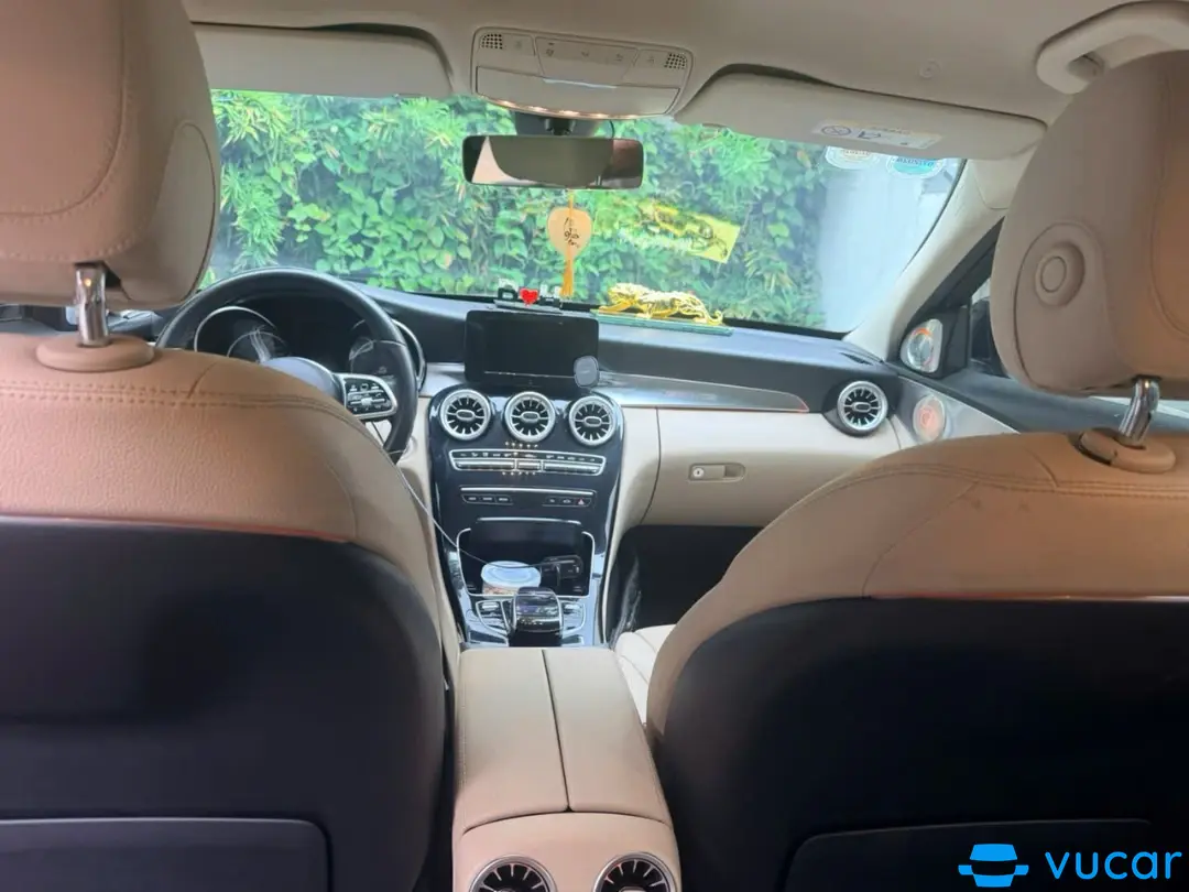 Mercedes C class C180 AMG 2021 - Nội thất 5