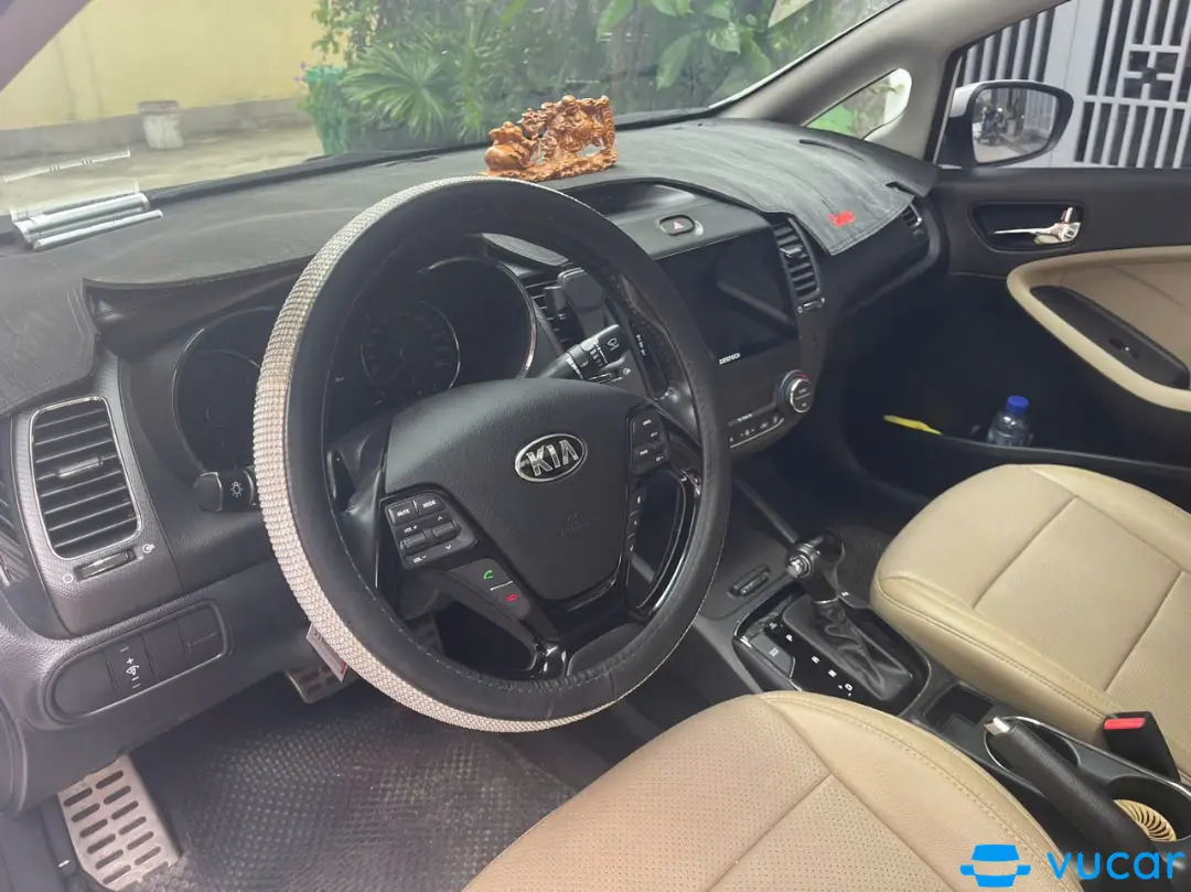 Kia Cerato 1.6 AT 2016 - Nội thất 4
