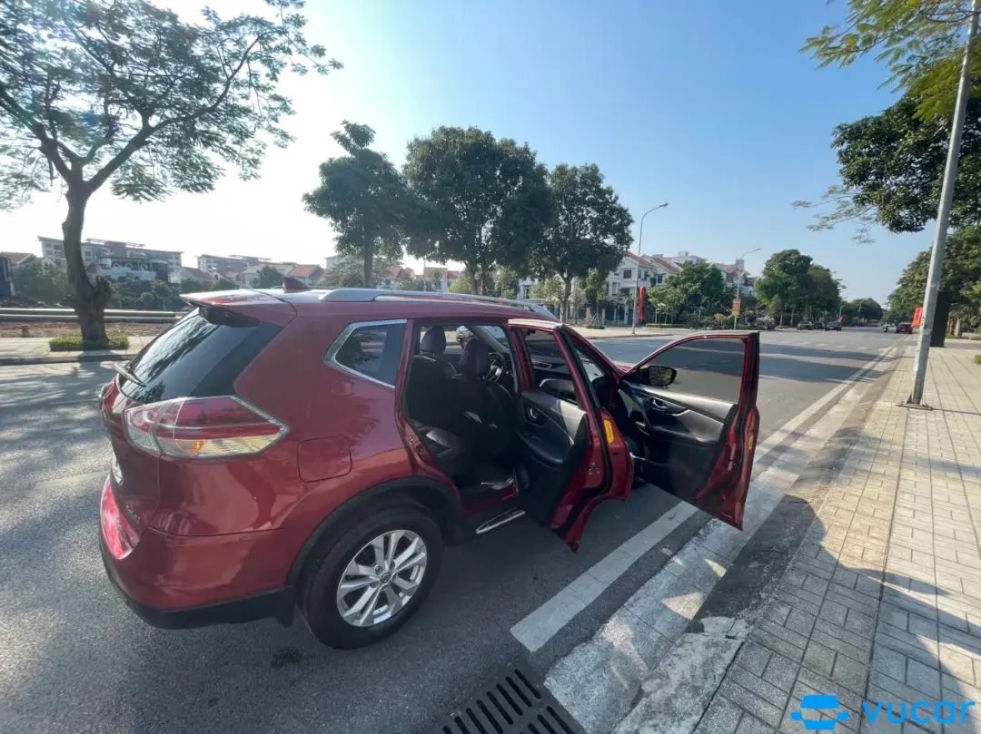 Nissan X trail 2.0 2WD Premium 2018 - Ngoại thất 9