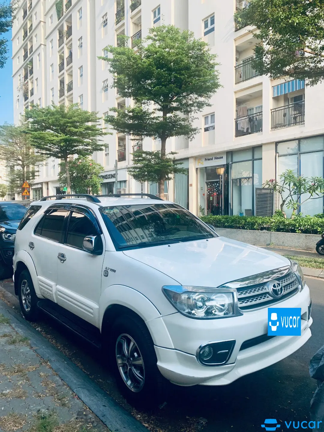 Ảnh xe Fortunner Fortuner 2.7V 4x4 AT 2011
