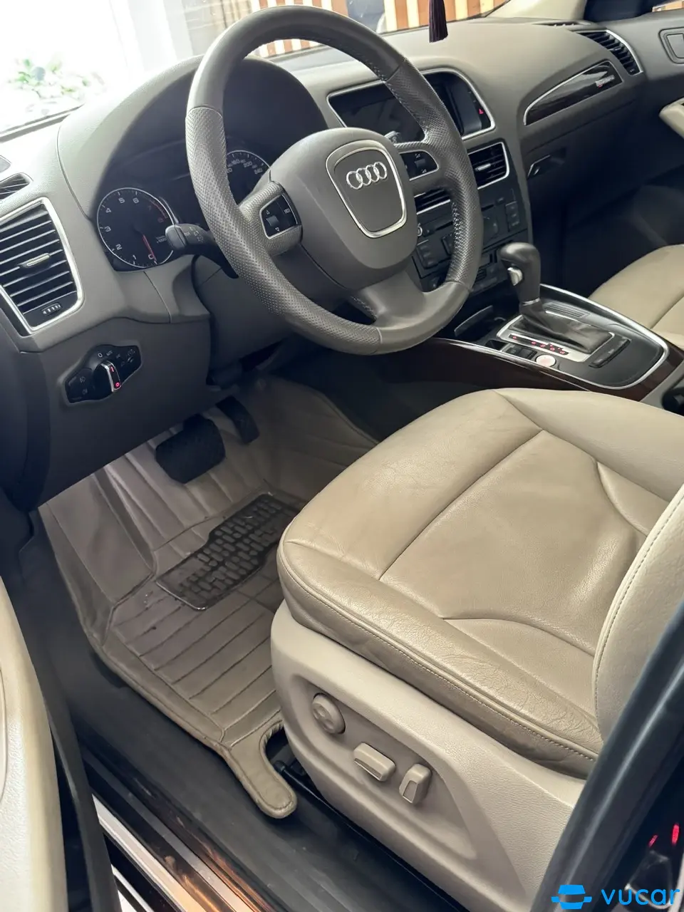 Audi Q5 2.0 2012 - Nội thất 4